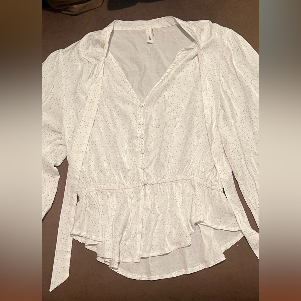 Glam Blouse - Picture 4 of 7